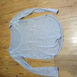 Abercrombie & Fitch long sleeve vneck grey w/silver accents great condition szXL